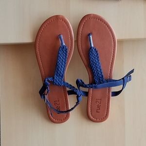 Rue21 Sandles